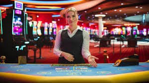 Platform bansos 188 menampilkan sportsbook, live dealer, dan slot games